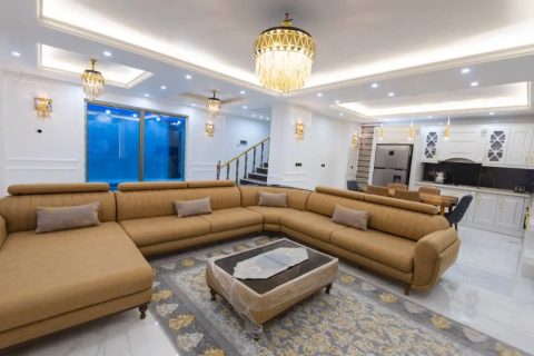 استخردار آبگرم عمارت جنگلی پارادایس