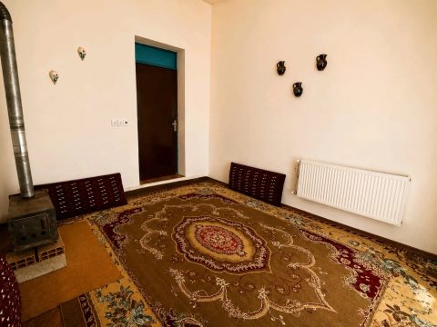 پرواز(واحد ارغوان) - پذیرایی