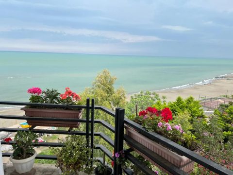 مبله ساحلی صادق (۱)