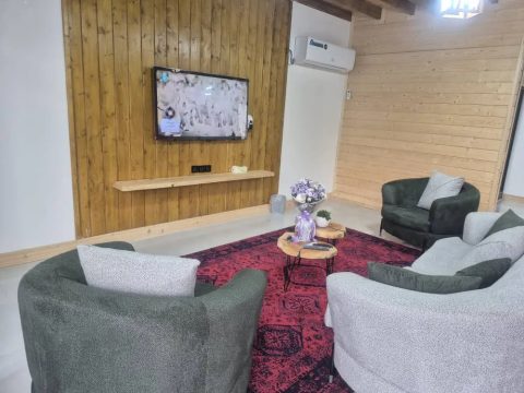 چوبی باغ پدربزرگ