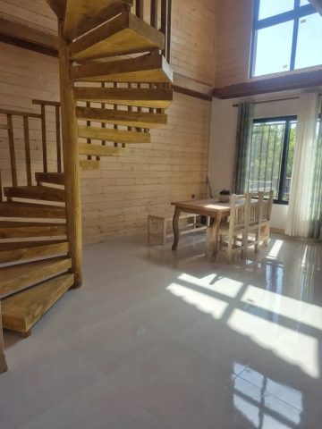 چوبی باغ پدربزرگ