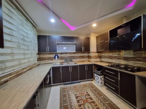 استخردار آبگرم یاس