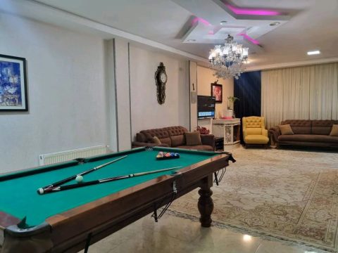 استخردار آبگرم یاس