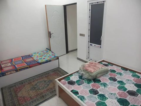 استخردار آبگرم پارسا با جکوزی و فوتبال دستی